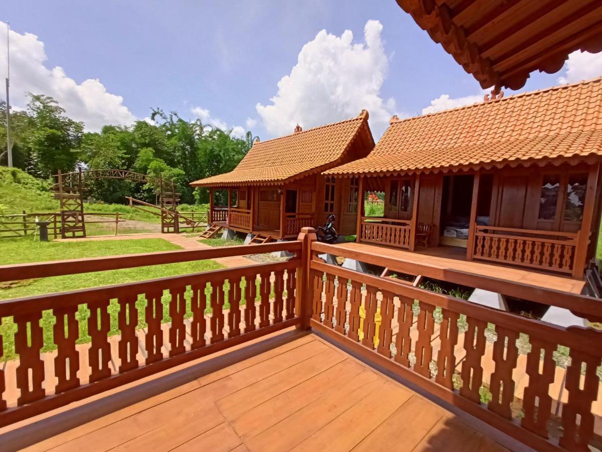 Хостел Seger Nusantara Kalisat Экстерьер фото