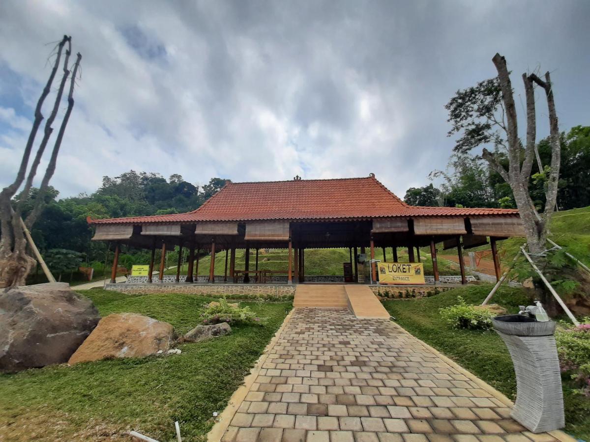 Хостел Seger Nusantara Kalisat Экстерьер фото